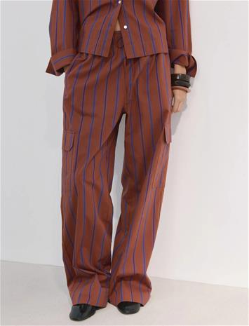 Mango Cargo Trousers With Lateral Pockets - Burgundy - L