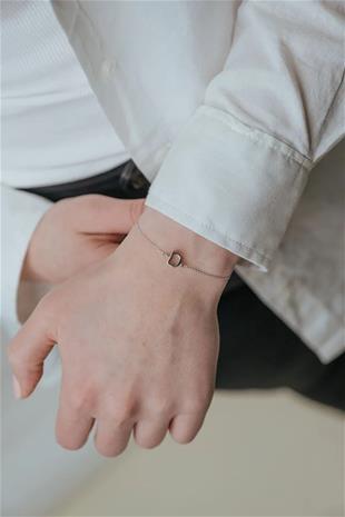 Lykken Symbols kirjainrannekoru hopea, D