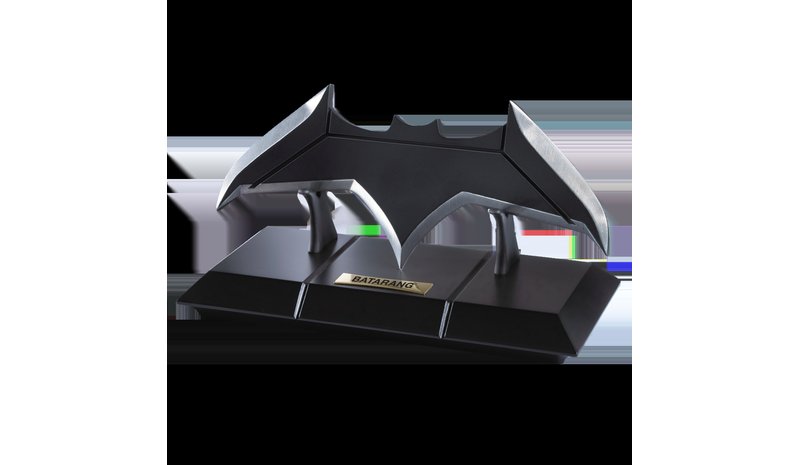 Batman - Batarang Prop Replica with display