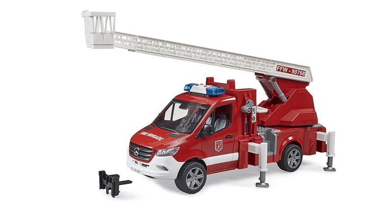 Lelu paloauto MB Sprinter vesipumpulla (1:16), Bruder