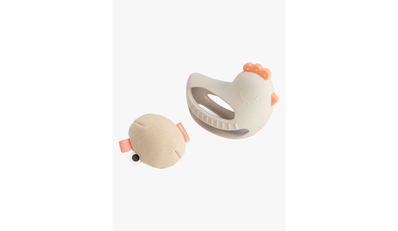 Done by Deer - Grip & teether toy w/rattle Clucky Sand (4369199)