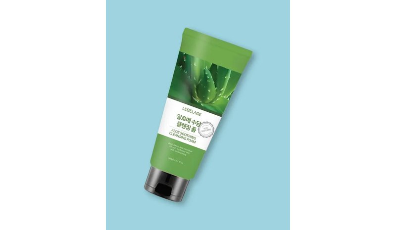 Lebelage Aloe Soothing Cleansing Foam - 180 ml
