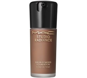 MAC Cosmetics Studio Radiance Serum-Powered Foundation NC65