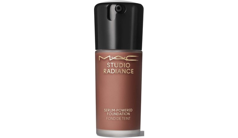 MAC Cosmetics Studio Radiance Serum-Powered Foundation NW58