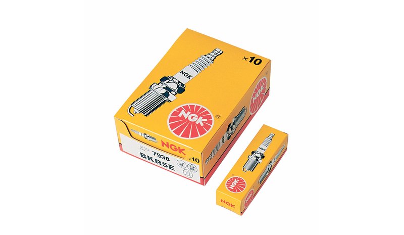 NGK BR9ES IRTOPä?ä?LLä? SYTYTYSTULPPA