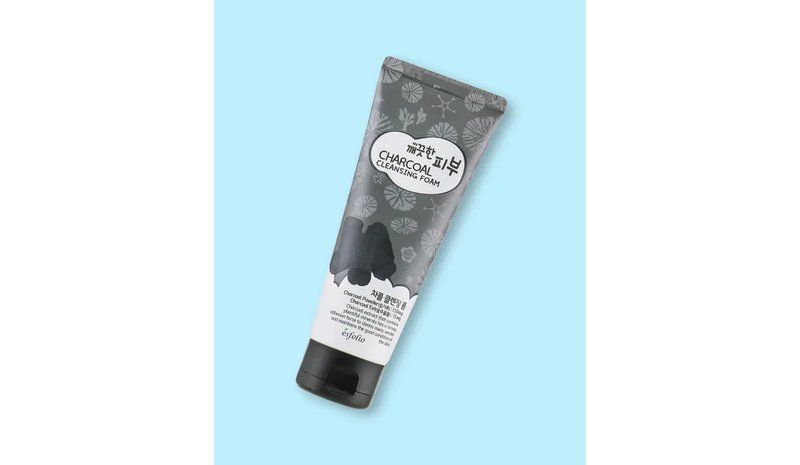 Esfolio Pure Skin Charcoal Cleansing Foam - 150 ml