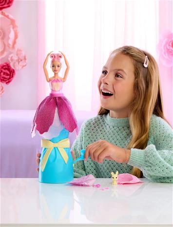 Barbie Flower Surprise Doll pinkki nukke