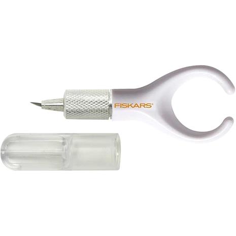 Fiskars, sormiveitsi pienellä terällä