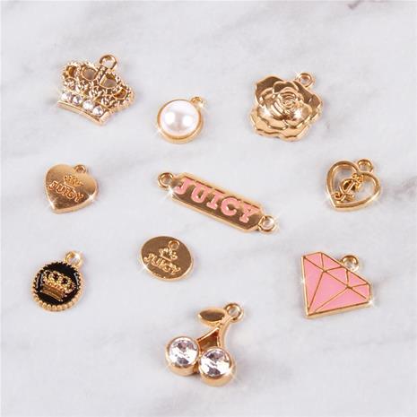 MAKE IT REAL CHAINS AND CHARMS