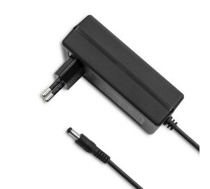 Virtalähde plug-in 20w 5v 4a 5.5*2.1 Qoltec