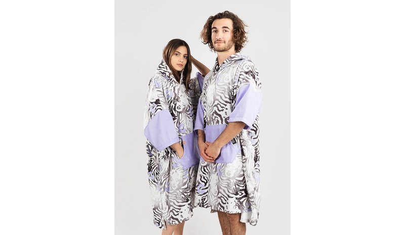 After Pro Model Surf Poncho maud lecar