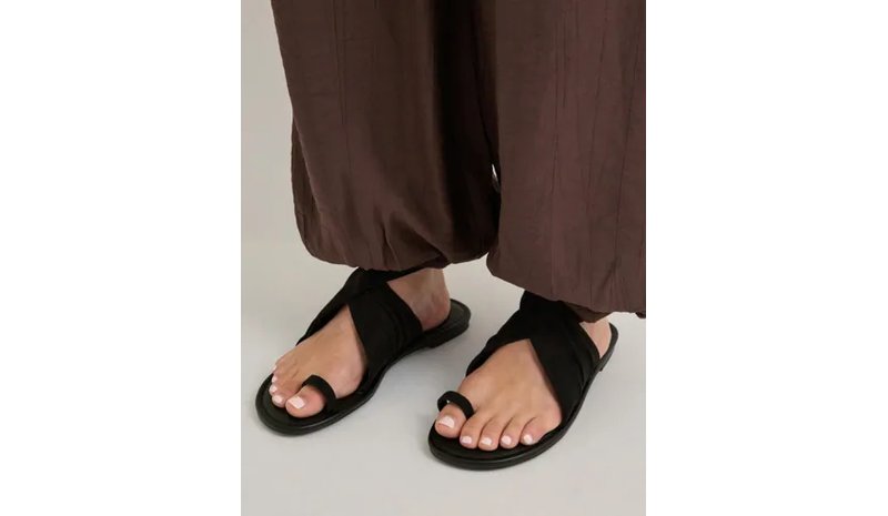Nelly - Musta - Scrunch Boho Flat