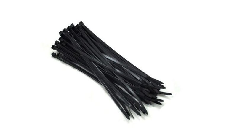 Musta nylon nippusiteet 2,5x100mm, 100 kpl.