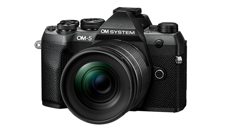 OM System OM-5 Mark II Silver with M.Zuiko 12-45mm f/4 PRO Lens Kit