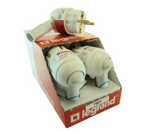 LEGRAND 2P+E VALK Kä?ä?NTYVä? PLUGI