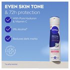 NIVEA Derma Control Natural Tone antiperspiranttinen suihke hyaluronihapolla + C-vitamiinilla, 72 h suoja