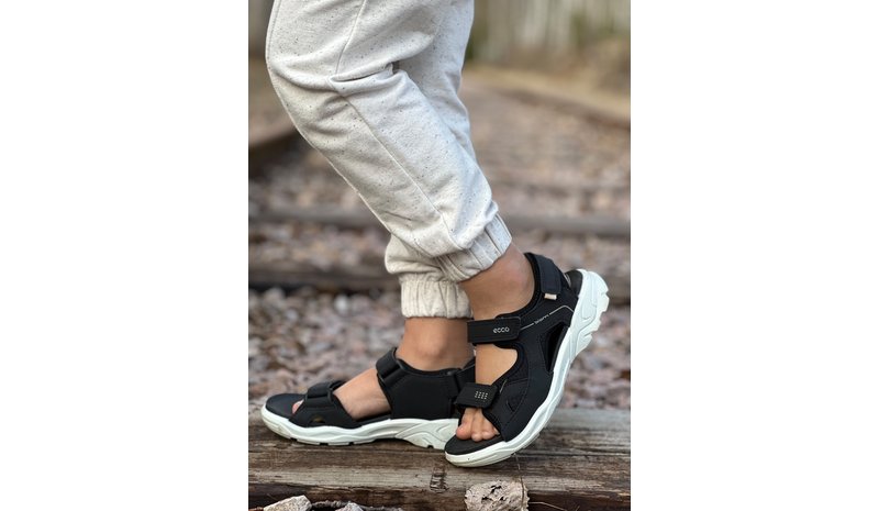 Ecco Biom Raft Sandaalit, Musta, 33
