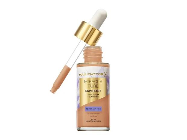 Max Factor Miracle Pure 2in1 Skin Reset Serum Foundation 60-80 Light to Medium
