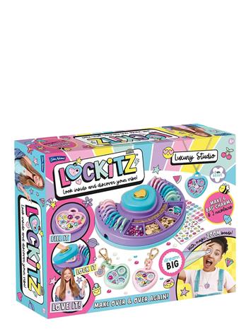 Lockitz Luxury Studio, Korut, rannekellot, lompakot ja aurinkolasit – kuva 2/3