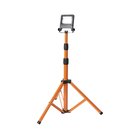 Osram - LED-valonheitin jalustalla TRIPOD LED/20W/230V 4000K IP65 oranssi
