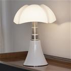 Pipistrello Med pöytälamppu, himmennin, valkoinen Martinelli Luce - Olohuone - Design - Metalli - Varjostimella