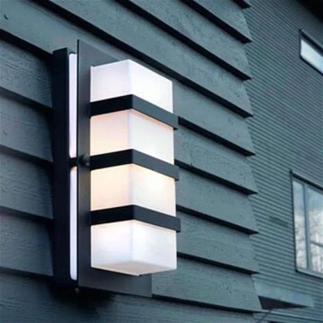 Norlys Boden 860 Seinävalaisin E27, 46W, IP54, opaali Musta