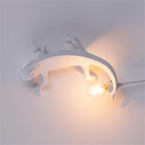 Seletti Chameleon Lamp Going Up Wall Lamp, White