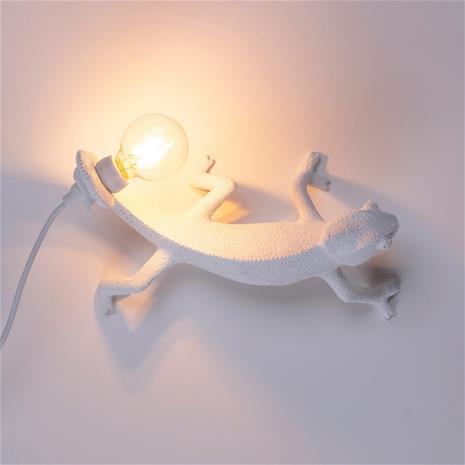 Seletti Chameleon Lamp Going Down Wall Lamp, White