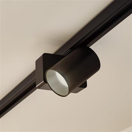 Lindby LED-valonheitin Linaro/Brinja, musta, 1-vaiheinen