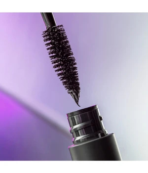 MÁDARA Come Closer Infinite Lash Mascara -ripsiväri