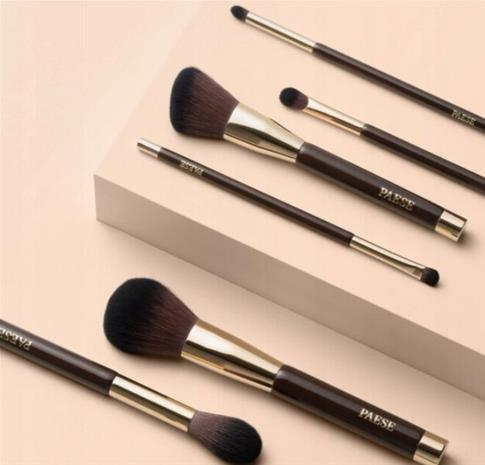Paese Cosmetics Blush & Bronzer Brush 02F Poskipunasivellin 1 kpl
