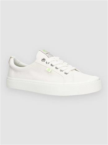 Cariuma Oca Low Tennarit off / white Miehet
