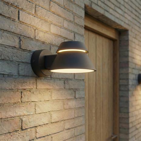 Lucande LED-ulkoseinävalaisin Moena, musta, metalli, IP44