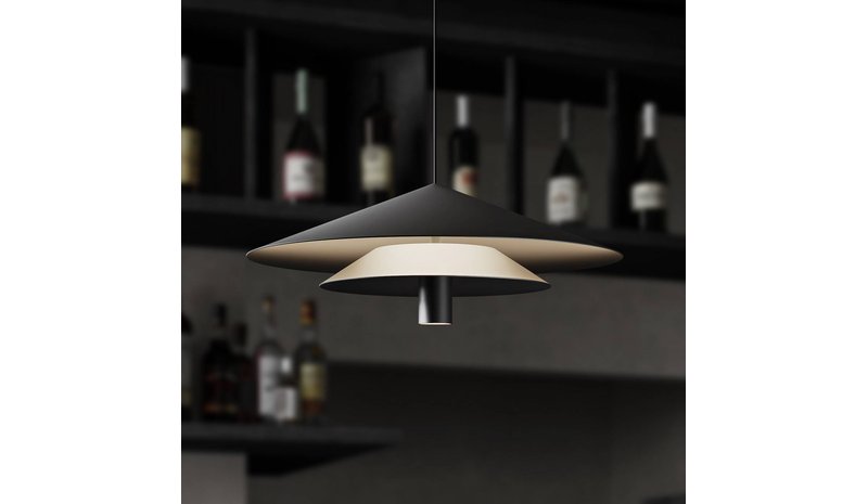 Karman LED-riippuvalaisin ASSO, musta, metalli, Ø 42 cm