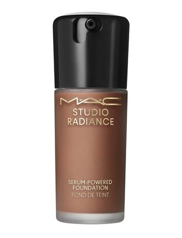 MAC Cosmetics Studio Radiance Serum-Powered Foundation NW60