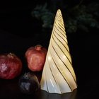 LED-koristefiguuri Vilma, valkoinen/kultainen, korkeus 24 cm, lasi, paristo