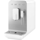 Smeg BCC02WHMEU, espressokeitin maidonvaahdottimella