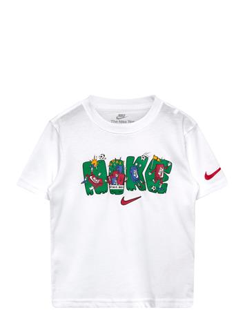 Nike Nkb Boxy Multi Sport Graphic T - White - 110/116