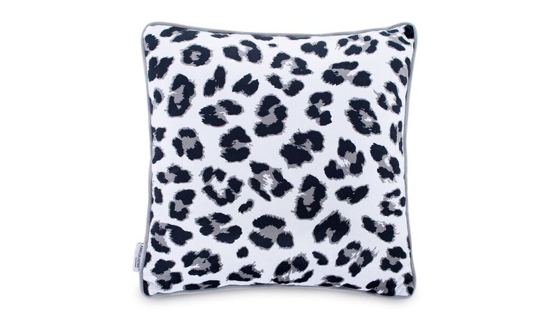 Tyynynpäällinen 45 × 45 cm AH VELVET