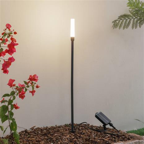 Lindby LED-aurinkovalaisin Balian, 3000K