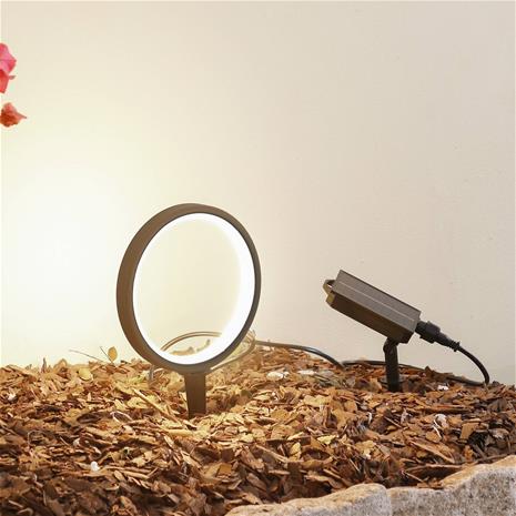 Lindby LED-aurinkovalaisin Syrene, 3000K