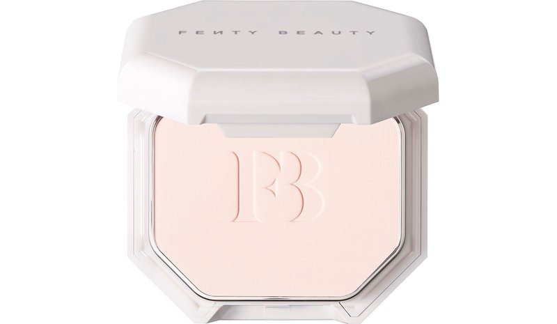 Fenty Beauty Pro Filt'r Soft Matte Powder Foundation 100