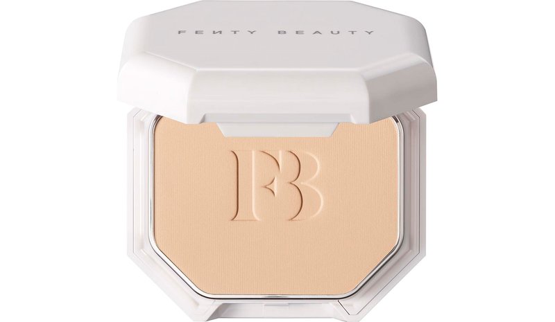 Fenty Beauty Pro Filt'r Soft Matte Powder Foundation 190