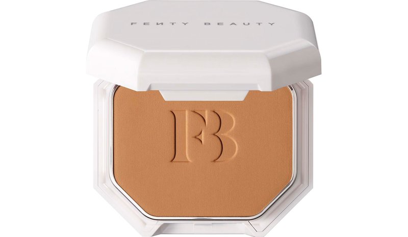 Fenty Beauty Pro Filt'r Soft Matte Powder Foundation 360