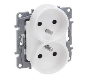 Legrand Niloe Selection 2 maadoitettua pistorasiaa, beige