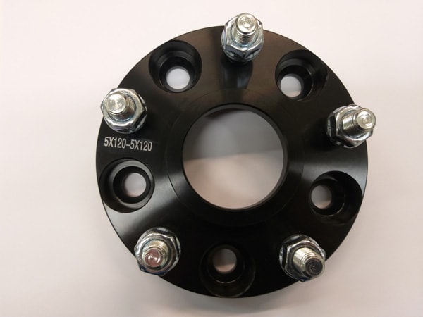 SteyrTek 25mm 5x120/5x120 musta adapteri (levikepala)