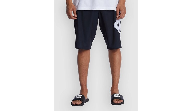 DC Lanai 21 Surffishortsit black Miehet
