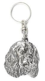Cavalier King Charles Spaniel avaimenperä, hopean värinen