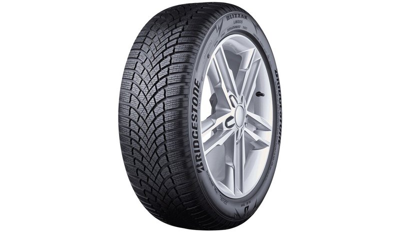 Bridgestone LM-005 235 / 55R18 104 H XL