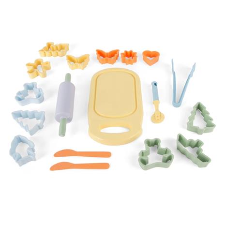 Dantoy - Modeling Clay Set - 18 Pcs (5900)